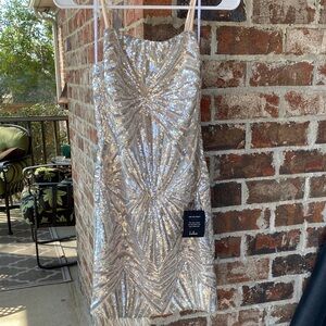 Lulus silver sequined party dress new with tags never worn size medium 6/8